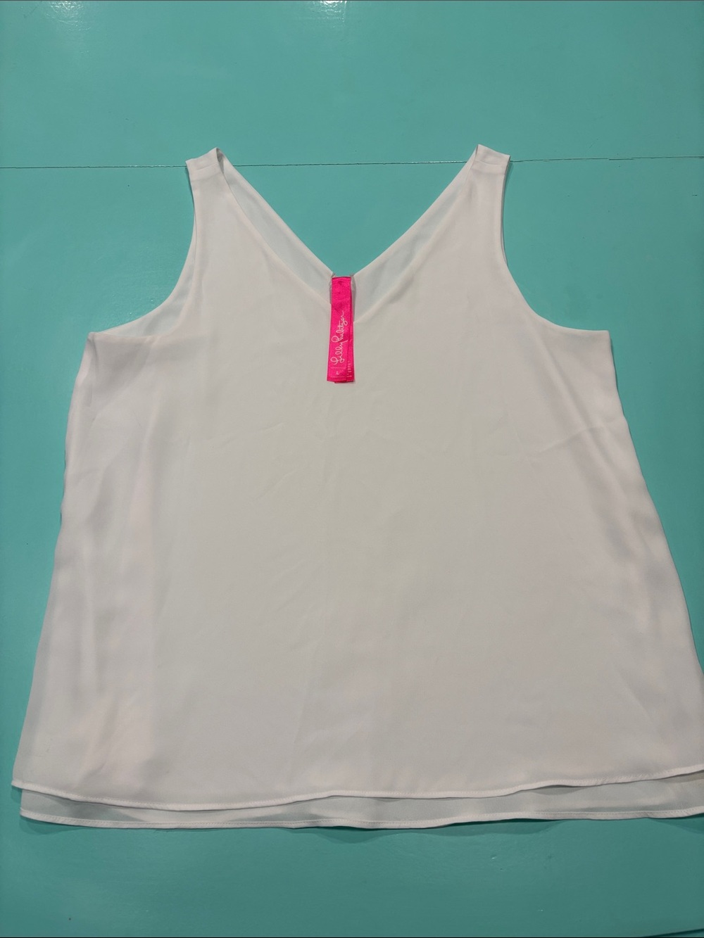 Lilly Pulitzer White V-Neck Sleeveless Florin top